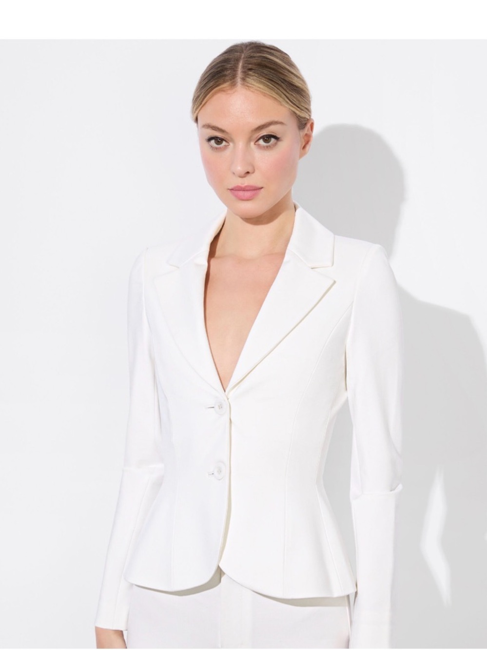 Alice + Olivia Lana Sculpted Blazer, NWOT